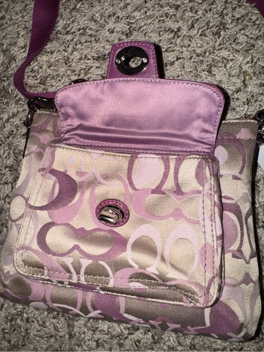Coach Lilac and Pink Signature Crossbody with Detachable Strap (Penelope) - Picture 5 of 11